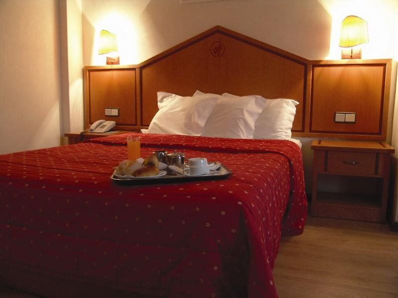 Vip Inn Berna Hotel Lisboa Phòng bức ảnh